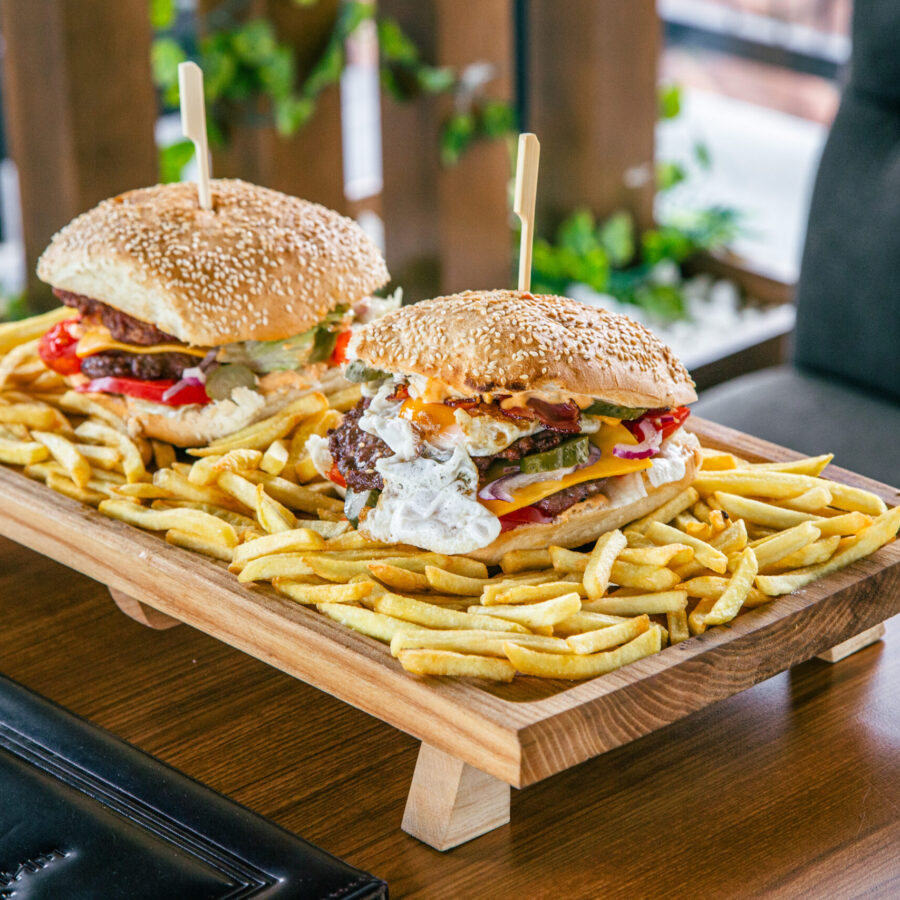 Dabl Tvins burger